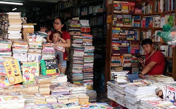 Lạc về tuổi thơ trên phố sách cũ Sài Gòn