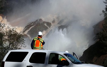 California dỡ bỏ lệnh sơ tán do nước đã rút