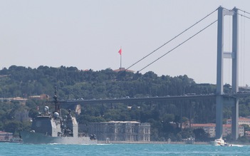 NATO tập trận hải quân quy mô lớn sát Crimea