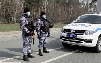 Tổng thống Putin cảnh báo viễn cảnh dịch Covid-19 'khó lường' tại Nga