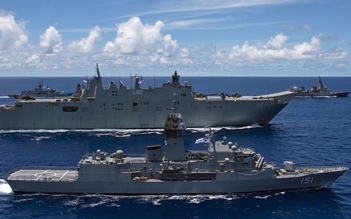 Nhóm tàu chiến Úc thách thức hải quân Trung Quốc ở quần đảo Trường Sa