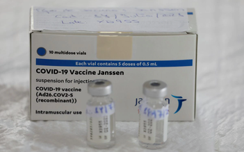 Nghịch lý chuyện cung ứng vắc xin Covid-19 ở châu Phi