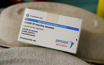 Johnson & Johnson gặp bất lợi trong cuộc đua tiêm mũi tăng cường vắc xin Covid-19