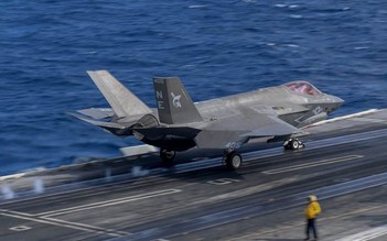 F-35C mất tích ở Biển Đông do sự cố lúc đáp lên tàu sân bay Mỹ