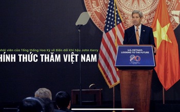 Đặc phái viên Mỹ John Kerry thăm Việt Nam