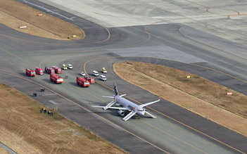 Chuyến bay Jetstar hạ cánh khẩn cấp ở Nhật Bản, hành khách bị thương khi sơ tán