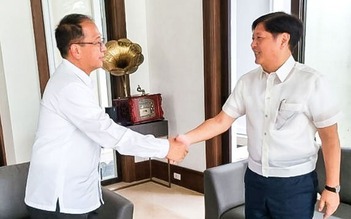 Philippines thay bộ trưởng quốc phòng sau 6 tháng
