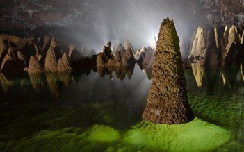 Vẻ đẹp sững sờ của hang Va - Nước Nứt ở Phong Nha - Kẻ Bàng