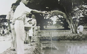 Những câu chuyện về nhà vua Thái Lan Bhumibol Adulyadej: Thay trời làm mưa