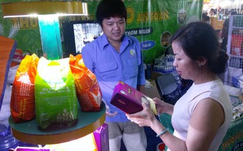 'Mua hàng Việt' bán hàng ưu đãi tại Hội Xuân Đinh Dậu Q.12
