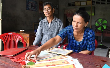 Gia đình Khmer nghèo ở Kiên Giang nuôi 4 người con học thành tài