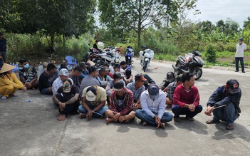 Kiên Giang: Công an Rạch Giá triệt phá tụ điểm đá gà của Trung 'Cá lóc', bắt 30 con bạc