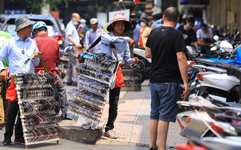 Để 'quận 1 như Singapore', cần chặn ngay hàng rong chèo kéo, đeo bám du khách