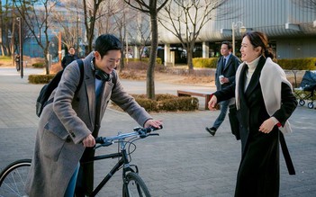 Phim mới của 'nữ hoàng nước mắt' Son Ye Jin khởi đầu ấn tượng