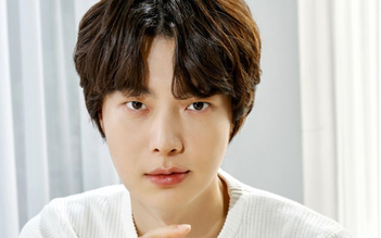 Ahn Jae Hyun vắng mặt họp báo, bị mất hợp đồng quảng cáo giữa lùm xùm ly hôn