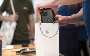 Apple lại bị phạt ở Brazil vì bán iPhone không có bộ sạc