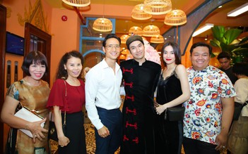 Hồ Ngọc Hà sánh đôi cùng Kim Lý mừng bạn thân mở nhà hàng