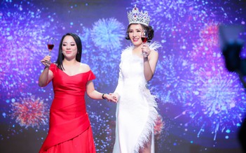 Quán quân sắc đẹp quốc tế Kim Sỹ giới thiệu bộ sưu tập thời trang của YSG