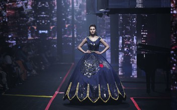 Thanh Hằng, Võ Hoàng Yến “đốt cháy” sàn catwalk trang sức “khủng”