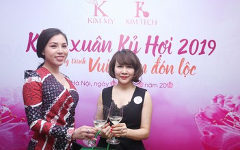 NTK Tuyết Lê tham dự buổi lễ khai xuân của KimmyGroup