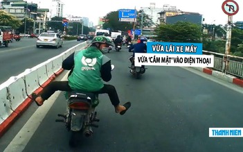 Thanh niên gây tai nạn vì vừa lái xe máy… vừa ‘cắm mặt’ vào điện thoại