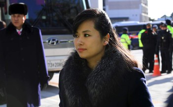 Hyon Song Wol, nữ ca sĩ quyền lực nhất Triều Tiên