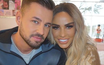 Cựu ‘bom sex’ Katie Price muốn lên xe hoa lần 4, sinh thêm con trong năm 2021