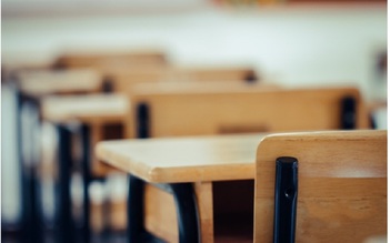 Bạo hành tình dục học sinh, một giáo viên bị cấm dạy suốt đời