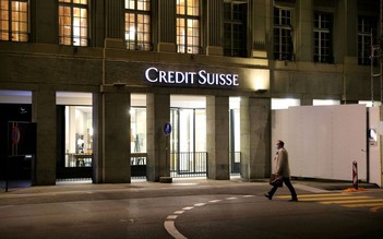 Ngân hàng Thụy Sĩ Credit Suisse bị tố giữ hàng chục tỉ USD tiền 'bẩn'
