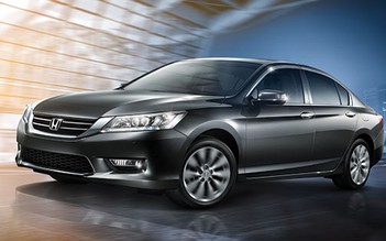 Honda Accord 2015 bất ngờ lộ diện, cạnh tranh Toyota Camry mới