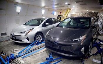 Toyota Prius 2016 lộ diện hoàn toàn, thiết kế 'ngầu'