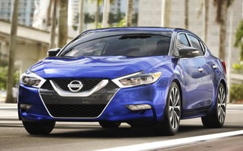 Nissan Maxima 2017: Nâng cấp tiện nghi, giữ nguyên thiết kế