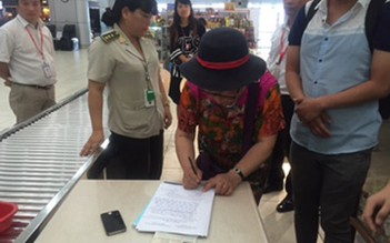 Bắt nghi can trộm cắp trên máy bay