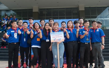 Tiếp sức mùa thi 2019: Sẵn sàng đưa đón thí sinh