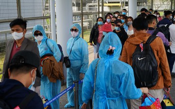 Sau ca nhiễm Covid-19 ở Tân Sơn Nhất, hành khách đi máy bay được phòng dịch sao?