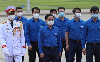 Ban Bí thư T.Ư Đoàn vào Lăng viếng Bác, tưởng nhớ công lao của Người