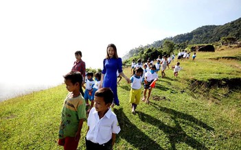 Cô giáo trẻ ‘gieo chữ’ trên núi Ngọc Linh: ‘Mỗi ngày của tôi đều là 20.11’