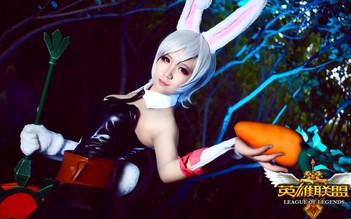 LMHT: Vị Ương 'khoe' cosplay Riven Thỏ Ngọc cực dễ thương