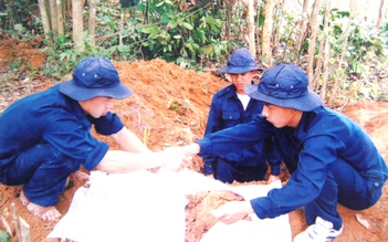 Tìm thấy thêm 13 liệt sĩ, quân tình nguyện VN hy sinh tại Lào