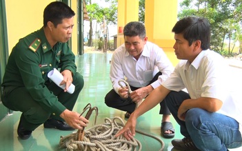 Ngư dân Cửa Việt lại tố tàu Trung Quốc phá lưới