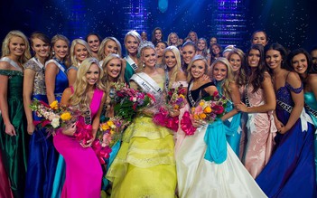 Nữ sinh đa tài đăng quang Hoa hậu Thiếu niên Mỹ 2016