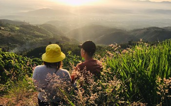 Xa Sài Gòn ngột ngạt, lên non ta ngắm mây trời