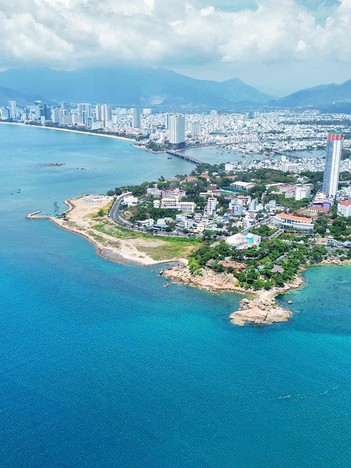 Khánh Hòa hướng tới trung tâm du lịch hàng đầu Đông Nam Á