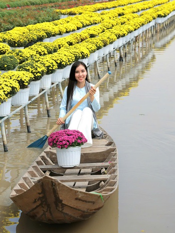 Biến vườn hoa kiểng thành điểm check-in, nông dân Sa Đéc thu tiền triệu mỗi ngày