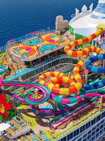 Siêu du thuyền lớn nhất thế giới - gấp 5 lần Titanic chuẩn bị ra khơi