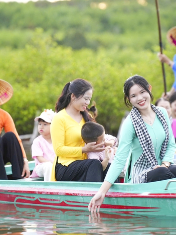 Về Quảng Ngãi khám phá 'bản đồ hương vị' giữa cánh đồng