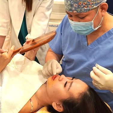 'Râu rồng' vẫn xuất hiện ở người trẻ khiến mặt bạn già nua, vì sao?