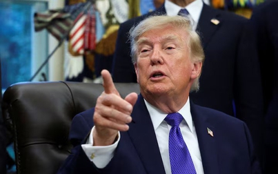 Ông Trump 'ngạc nhiên' vì Anh thả người bị nghi ngờ định đánh bom gần căn cứ Mỹ
