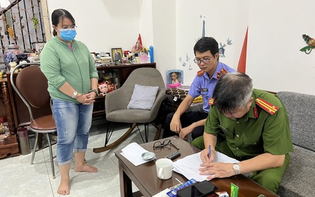 TP.HCM: Cho vay lãi nặng, nhiều lãnh đạo của 3 công ty bị bắt tạm giam TP.HCM: Cho vay lãi nặng, nhiều lãnh đạo của 3 công ty bị bắt tạm giam