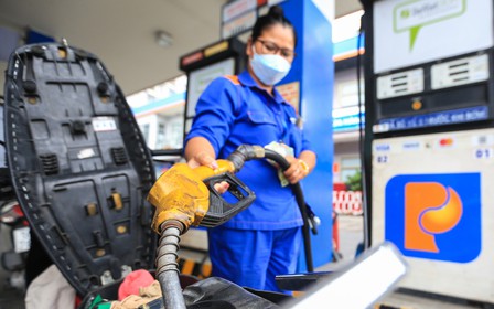 Giá xăng dầu hôm nay 23.5.2024: Xăng trong nước chiều nay tăng?